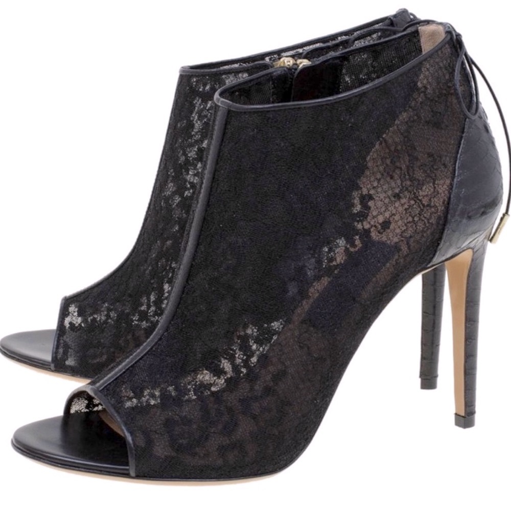 Salvatore Ferragamo Lace Shoe Booties 9